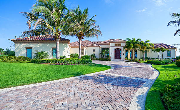 Best Interlocking Driveway Pavers  in Hopkins, MN